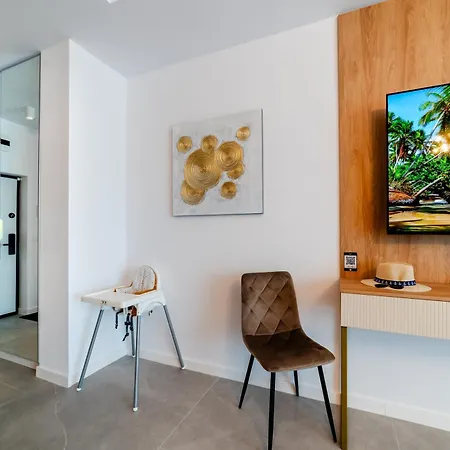 Апартаменты Seaya In Axxis Nova *